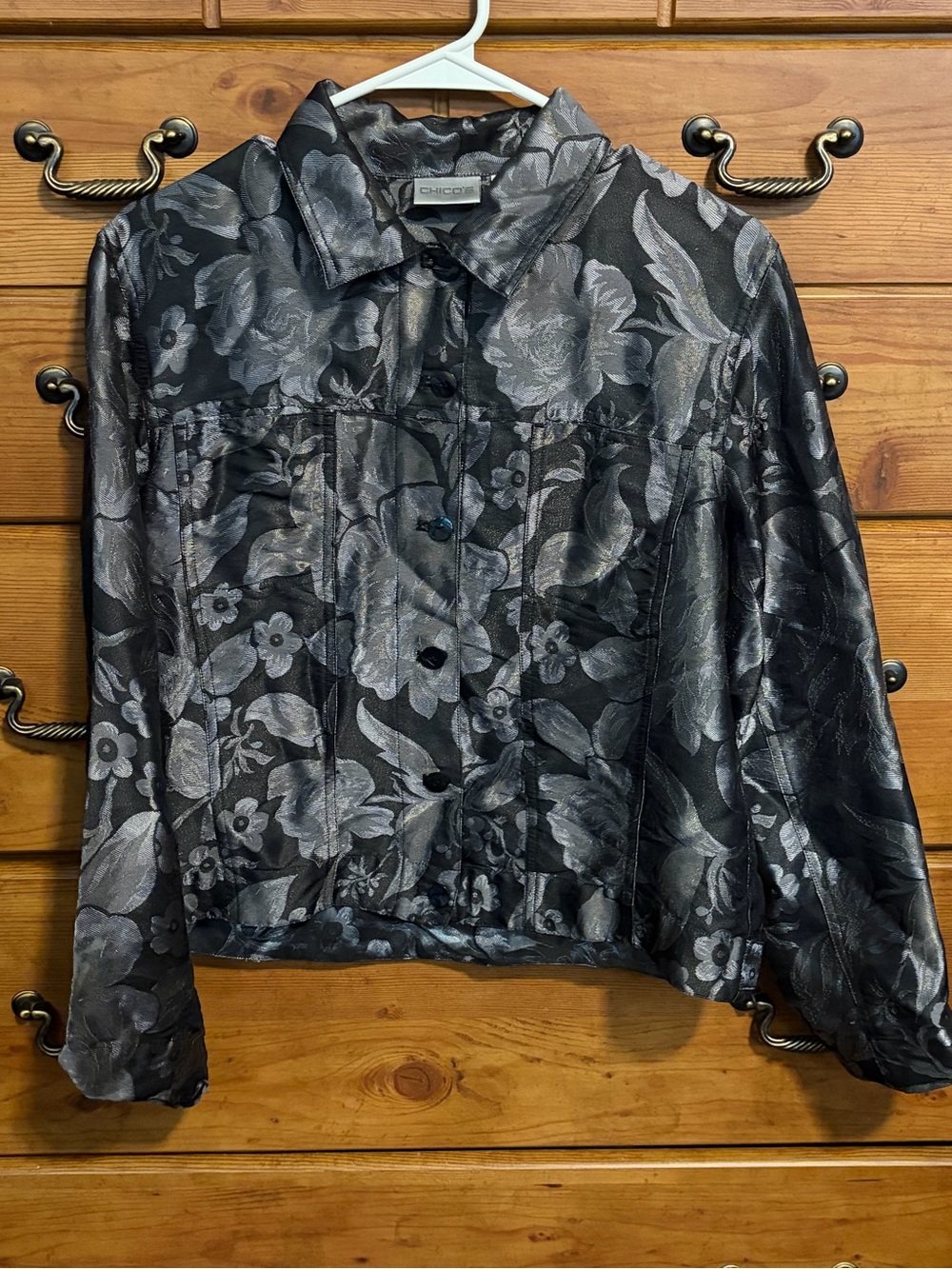 Chico’s Black & Silver Metallic Floral Jacquard Button Front Jacket Size 1 (Med)